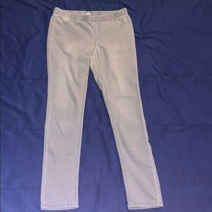 Light gray jeggings